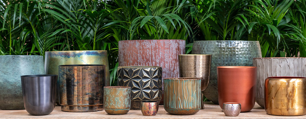 Metalen bloempotten Metalen bloempotten