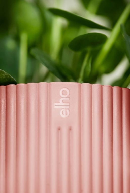 Roze plastic elho pot 1 2